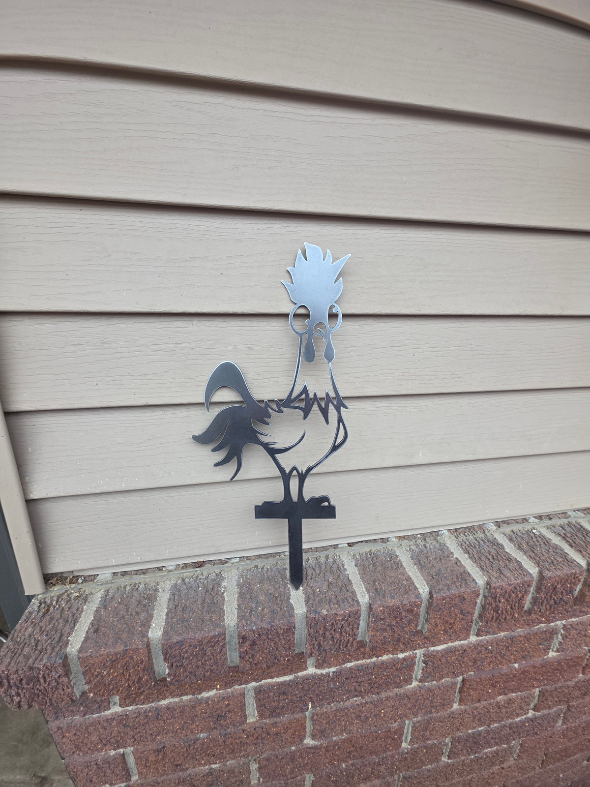Hey Hey "hei hei" Chicken yard Decor Sign